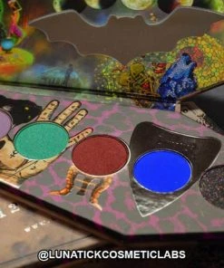 LUNATICK COSMETIC LABS Lunatick Zombie Defense | COFFIN PALETTE* 4 LUNATICK COSMETIC LABS Lunatick Zombie Defense | COFFIN PALETTE* -Wicked Lashes shop 14709550 215307022224184 7003575746773909504 n 700x700