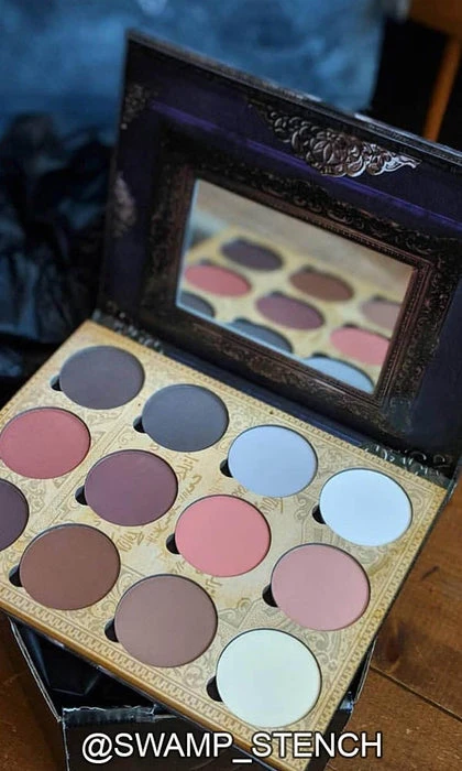 Pro Contour Book | Volume 1 PALETTE LUNATICK COSMETIC LABS Lunatick Pro Contour Book | Volume 1 PALETTE -Wicked Lashes shop