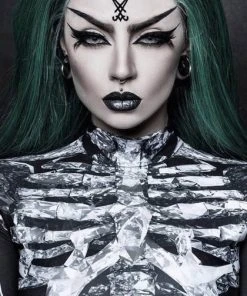 LUNATICK COSMETIC LABS Lunatick Pro Contour Book | Volume 1 PALETTE 4 LUNATICK COSMETIC LABS Lunatick Pro Contour Book | Volume 1 PALETTE -Wicked Lashes shop 71177352 518082612359890 7712328209143605813 n 700x700