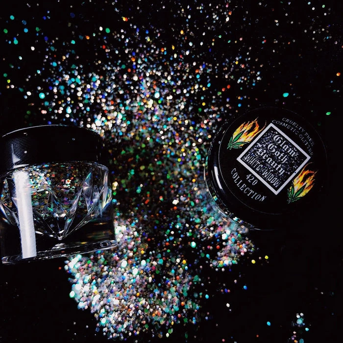 White Widow | DIAMONDS GLAM GOTH BEAUTY Glam Goth Beauty White Widow | DIAMONDS -Wicked Lashes shop glam goth beauty white widow diamonds 3 d7c6de6e 596e 4623 8a4b