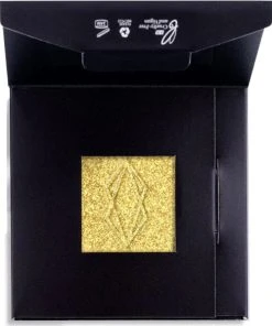 LETHAL COSMETICS Lethal Cosmetics Queen | PRESSED EYESHADOW -Wicked Lashes shop lethal cosmetics queen pressed eyeshadow 2 700x700