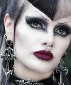 LOVELACE COSMETICS Lovelace Cosmetics Immortal Kiss | LIQUID LIPSTICK -Wicked Lashes shop lovelace cosmetics immortal kiss liquid lipstick 2 fb2fe346 5f8f 401b 8404 a8c8a370608e 700x700