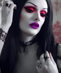 LOVELACE COSMETICS Lovelace Cosmetics The Blood Countess | EYESHADOW PALETTE -Wicked Lashes shop lovelace cosmetics the blood countess eyeshadow palette 6 b2155ae9 72fa 4c6a b10f b835613433cb 700x700