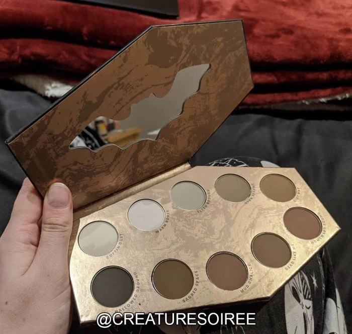 Descendant | COFFIN PALETTE LUNATICK COSMETIC LABS Lunatick Descendant | COFFIN PALETTE -Wicked Lashes shop lunatick cosmetics labs descendant coffin palette
