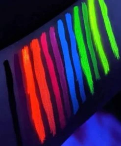 MEDUSAS MAKEUP Medusas Makeup Red/Pink | CAKE WET EYELINER -Wicked Lashes shop medusas makeup red pink cake wet eyeliner 3 431d2e33 31f9 456f 9d24 9ddd1dffb64d 700x700